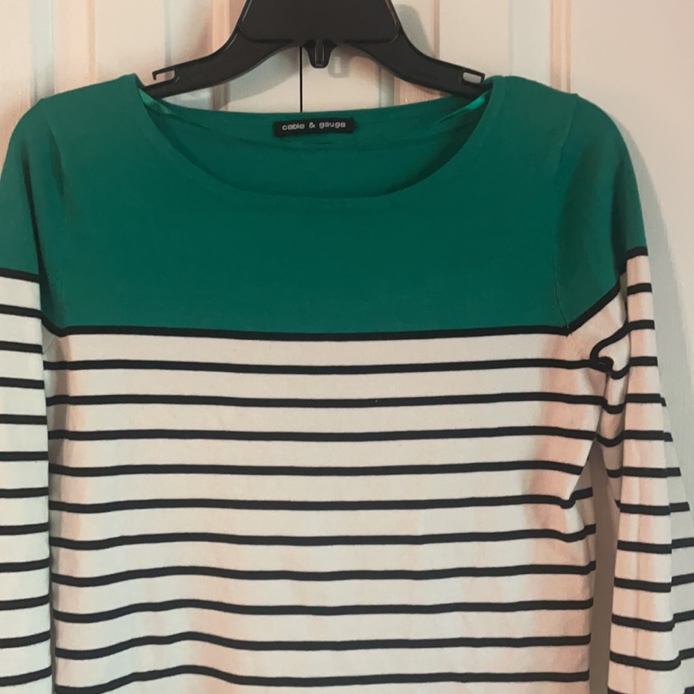 Sweater - Picture 2 of 4